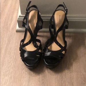 Gianni Bini Black platform heels